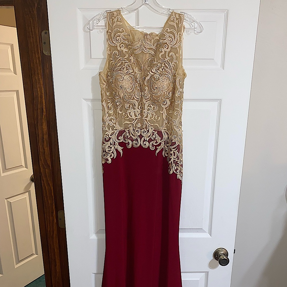 Dark red gown, size large, with beautiful gold top half.
